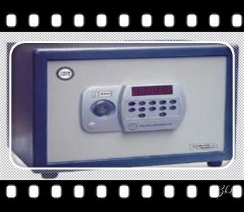 专开汽车锁公司师傅电话-配汽车遥控芯片智能钥匙-桃源常德武陵鼎城安乡汉寿澧县临澧石门西洞庭津市