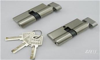 汽车摩托车开修锁-匹配遥控钥匙-公司师傅电话-澧县常德武陵鼎城安乡汉寿临澧桃源石门西洞庭津市