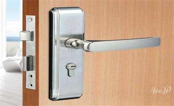 專業開汽車鎖-24小時上門開修換鎖芯體-保險箱櫃-電子智能門禁指紋密碼鎖安裝開鎖維修-配汽車防盜遙控芯片鑰匙後備箱附近服務公司電話香港離島葵青沙田西貢大埔北區元朗屯門